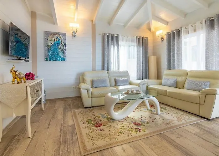 Karla By Vista Gomera