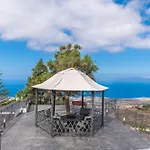 Karla By Vista Gomera *